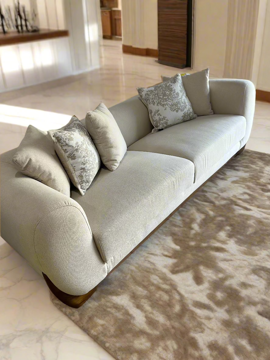 CAROLINA Three-Seater Sofa